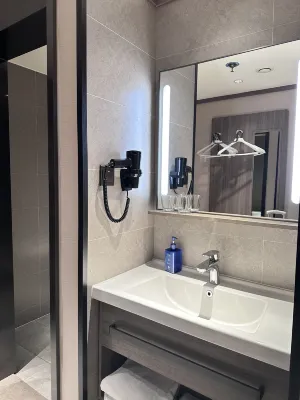 Hanting Hotel (Beijing Wangjing 798 Art Zone) Номера Photos