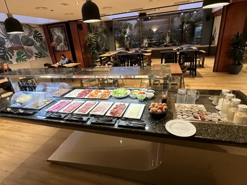 Hotel Ronda Lesseps Dining Photos