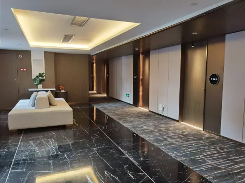 Guangdong Mansion (Guangzhou Zhujiang New Town Wuyangcun Metro Station Store) Photos