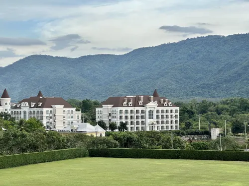 Chateau de Khaoyai Hotel & Resort Общественные зоны Photos