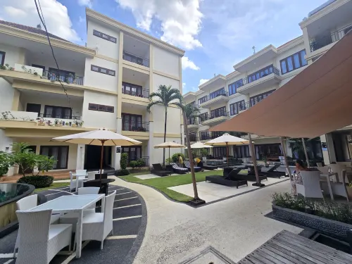 Kuta Town Houses Photos