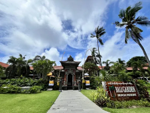Bali Garden Beach Resort Рядом с отелем Photos