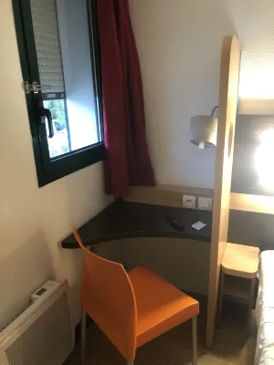 Premiere Classe Bethune - FOUQUIÈRES les BÉTHUNE Zimmer Photos