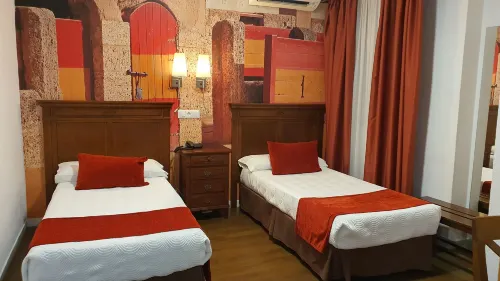 Hotel El Tajo & Spa Zimmer Photos