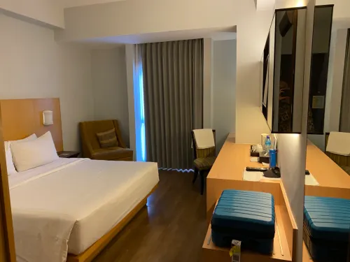 Hotel Santika Mataram Lombok Kamar Photos