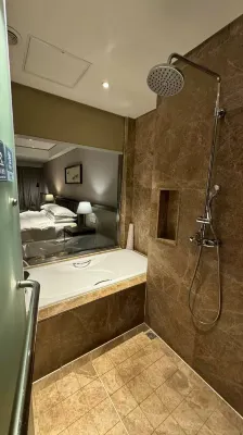 Four Points by Sheraton Qingdao, West Coast Rooms Photos