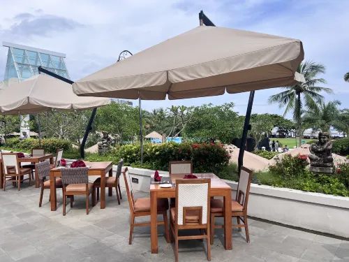 Merusaka Nusa Dua Makanan Photos