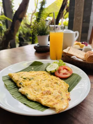 Prabhu Ubud Villa Dining Photos