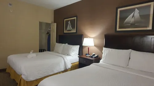 Holiday Inn Express San Diego South - Chula Vista Rooms Photos