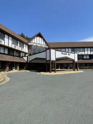 The English Inn of Charlottesville Near Hotel Photos