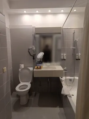 New Hotel Charlemagne Rooms Photos