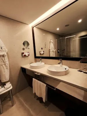 Porto Palácio Hotel by The Editory Camere Photos