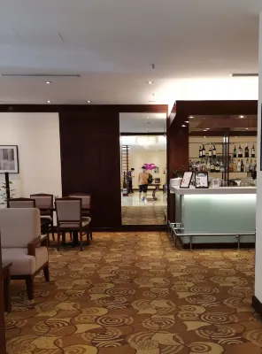 Hilton Garden Inn Hanoi Dining Photos