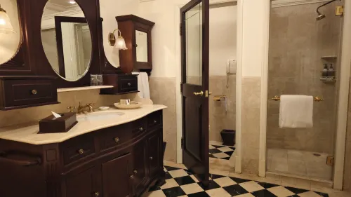 Hotel Majapahit Surabaya - MGallery Kamar Photos