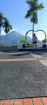 Grand Whiz Hotel Trawas Mojokerto Dekat Hotel Photos