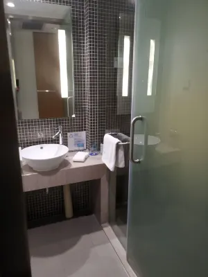 Duole Holiday Hotel (Shanghai Hulan Road Subway Station Branch) Kamar Photos