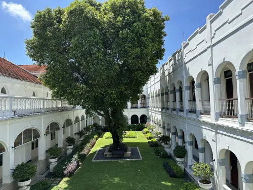 Hotel Majapahit Surabaya - MGallery Dekat Hotel Photos