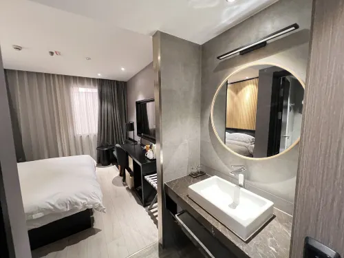 Waiting Hotel (Shanghai Bund Nanjing East Road Pedestrian Street) Rooms Photos