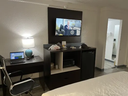 Quality Inn & Suites Airport Chambres Photos