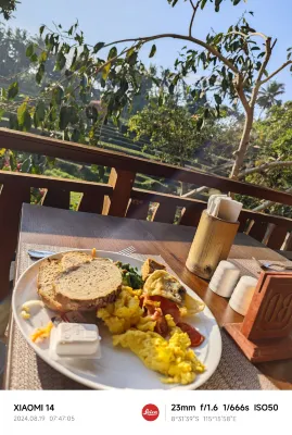 Green Field Resort Ubud Dining Photos