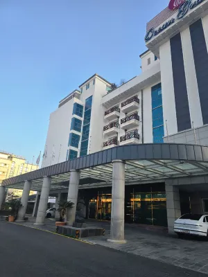 Ocean Grand Hotel Extérieur Photos