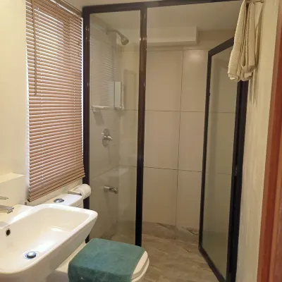 1775 Adriatico Suites Kamar Photos