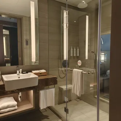 Courtyard by Marriott Setia Alam Chambres Photos