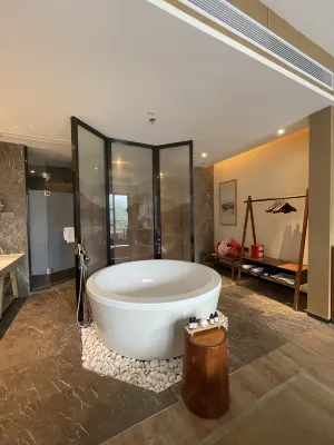 Caoxi Hot Spring Holiday Resort Rooms Photos