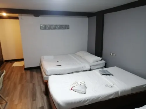 PIMPIMARN BEACH HOTEL Camere Photos