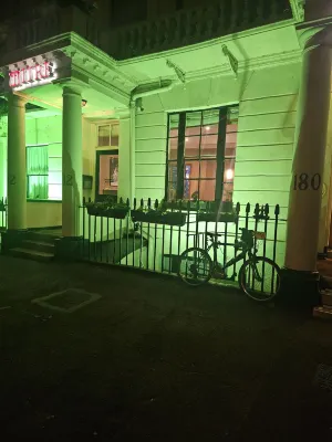 Mitre House Hotel Photos