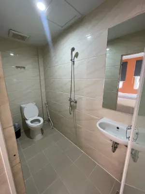 Kama Hotel Kamar Photos