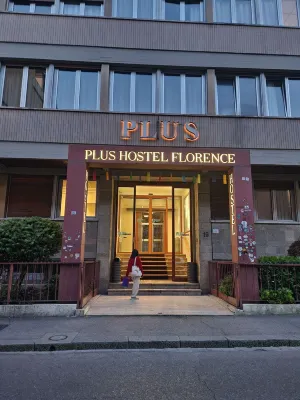 Plus Florence Exterior Photos
