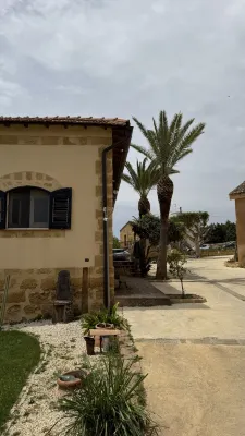 Villa la Lumia B&B Suites & Apartments Photos