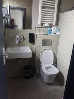 Hotel Cult Frankfurt City Kamar Photos