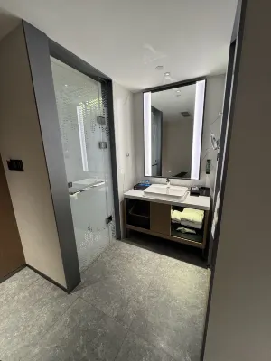Hampton by Hilton Jiaxing Canal Rooms Photos