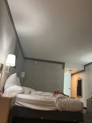 Glendale Express Hotel Chambres Photos