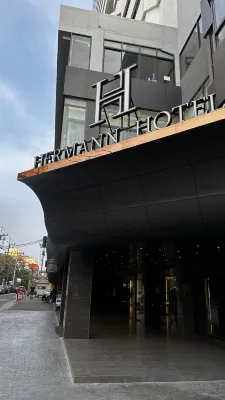 Hermann Hotel Pattaya Extérieur Photos