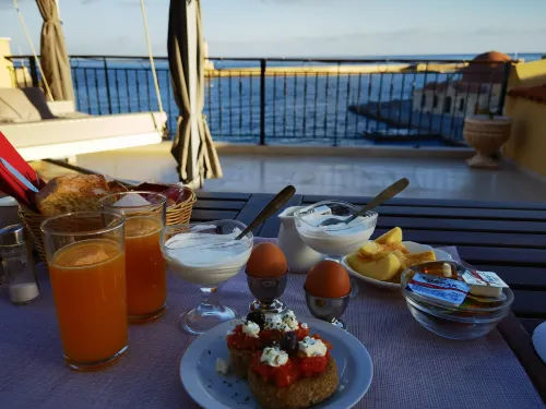 Belmondo Hotel Dining Photos