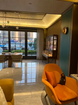 Orange Hotel (North Square of Nanchang West Railway Station) Photos