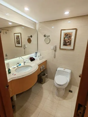 Celebrity International Grand Hotel Chambres Photos