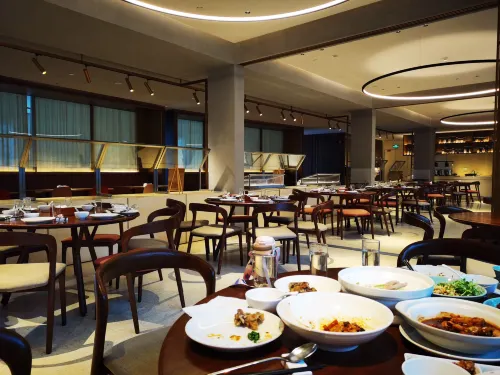 Commune by the Great Wall Dining Photos