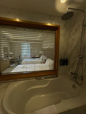 Hilton Garden Inn Hanoi Rooms Photos