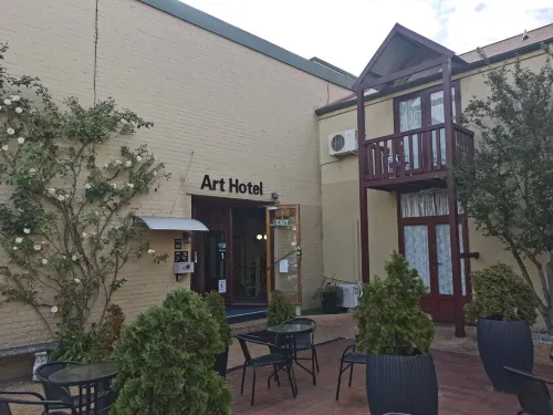 Art Hotel on York Exterior Photos