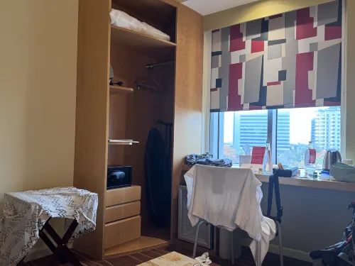 ibis Deira Creekside Dubai Zimmer Photos
