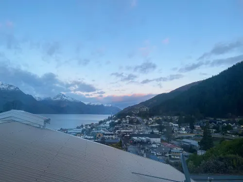 Queenstown House Bed & Breakfast and Apartments Circondario Photos