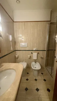 Hotel Cavour Zimmer Photos