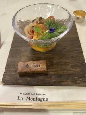 Log Hotel Larch Lake Kanayama Dining Photos