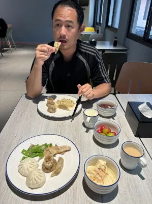 HanTing Hotel (Shanghai Qiantan Shangnan Road Subway Station) تناول الطعام Photos