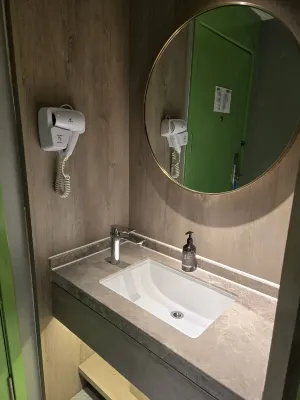 Ibis Styles Hotel (Xi'an Bell and Drum Tower Huimin Street) Rooms Photos