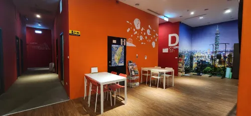 SleepBox Hotel Photos